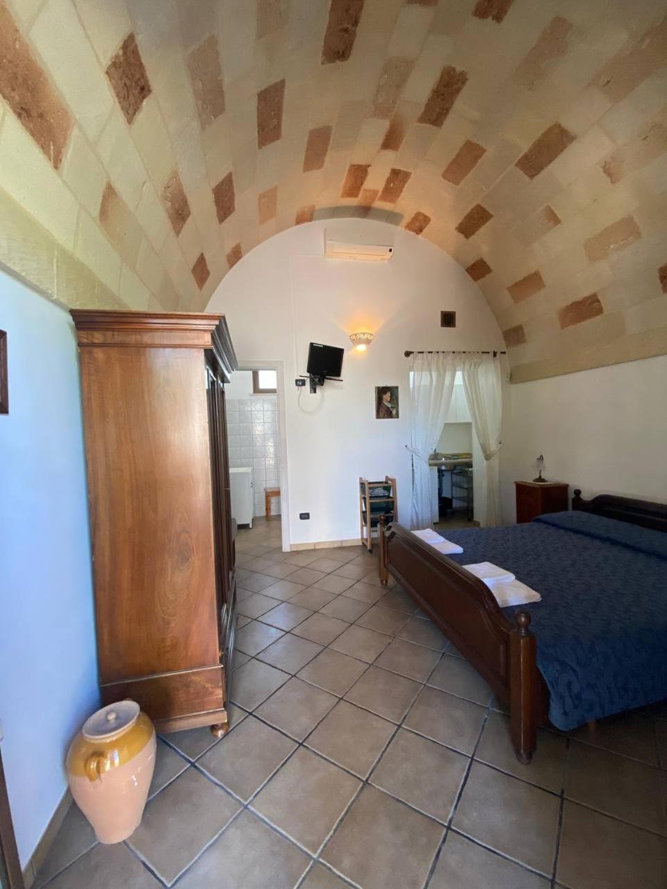 Masseria Montanari Карпиньяно-Салентино Экстерьер фото